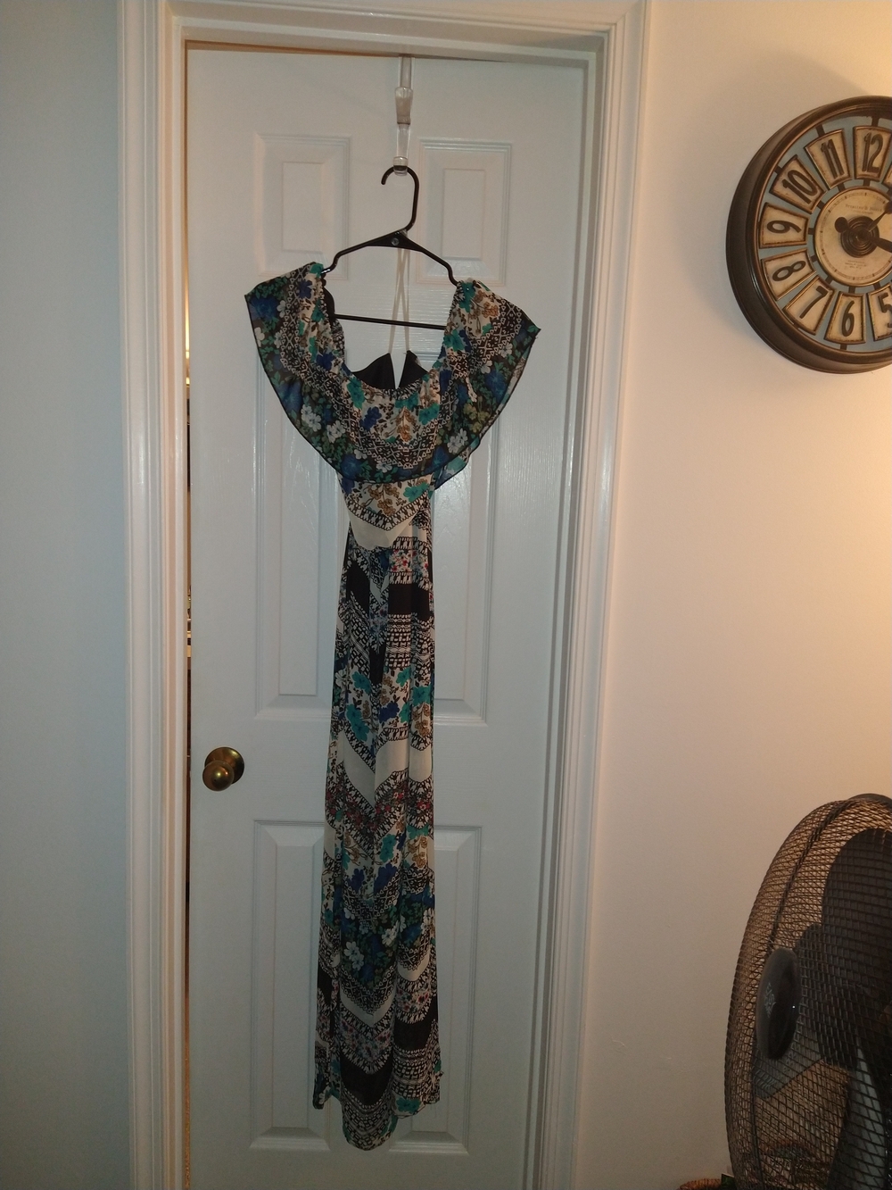 bailey blue Teal Black White Printed Maxi Dress